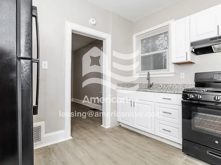 500000_006_wm_-_kitchen_13440941.jpg