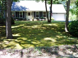 14085 Soundview Ave, Southold, NY 11971