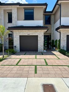9072 NW 158th St, Miami Lakes, FL, 33018