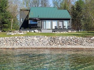 68 Treasure Island Rd, Roscommon, MI 48653