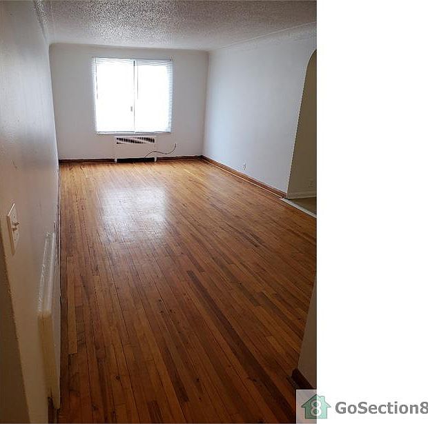 2nd image of 425 W Bancroft St Suite 104