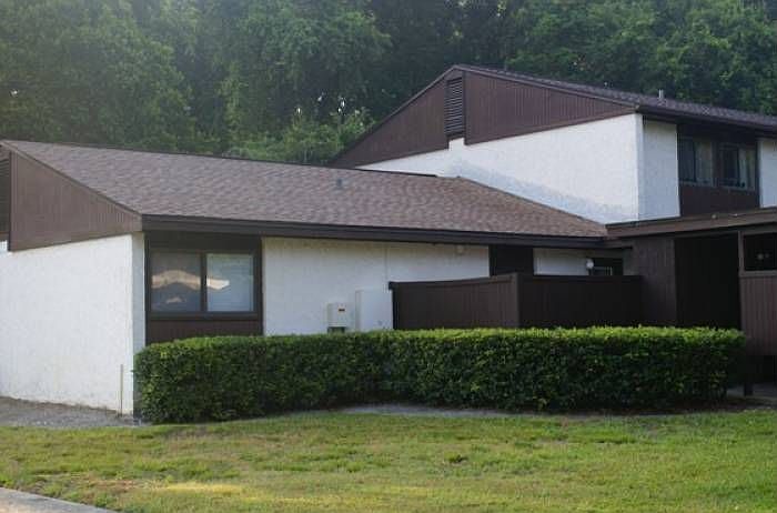 1st image of 8022 Hibiscus Dr