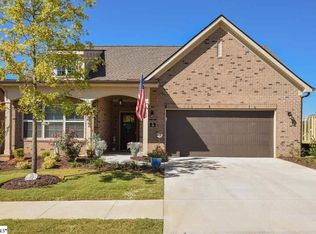 19 Layken Ln, Simpsonville, SC 29680