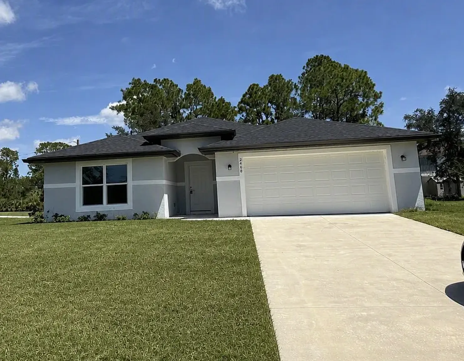 2408 Van Leer Avenue - 1 — Photo 1