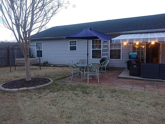 5th image of 409 Anchor Rd