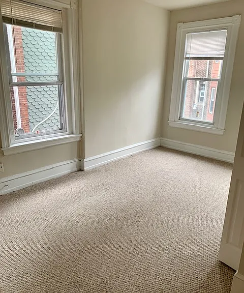 221 Buckingham Pl — Photo 11