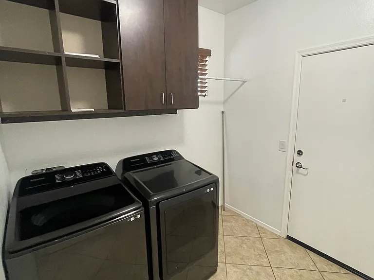 4425 E Muriel Dr — Photo 27