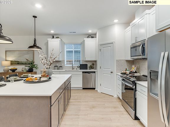7th image of this home