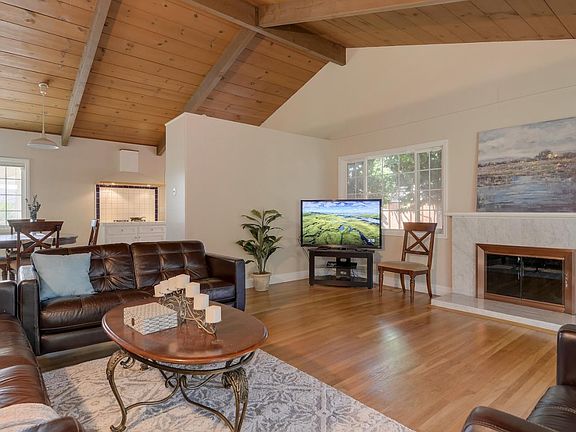 2nd image of 1725 Oswald Pl