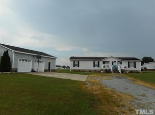 104 Blueberry Dr, Selma, NC 27576