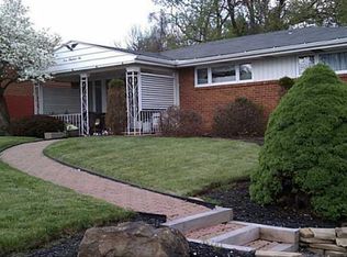 306 Princeton Dr, Pittsburgh, PA 15235