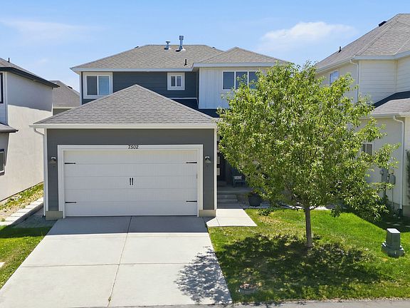 2nd image of 7502 N Cottage Ln E