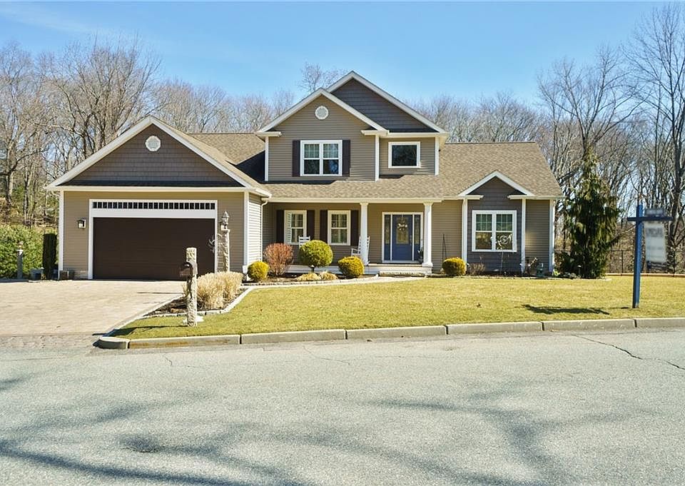 4 Lennon Rd, Lincoln, RI 02865 Zillow