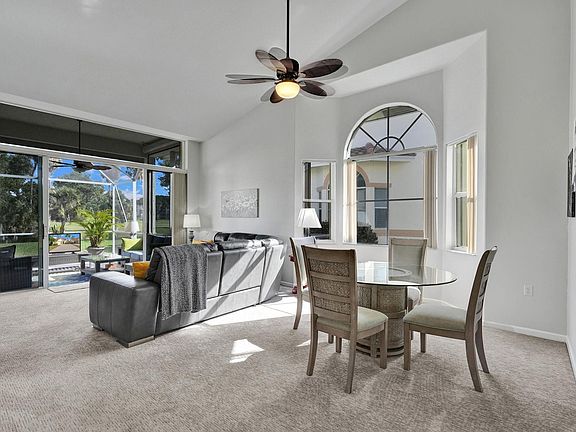 4th image of 584 W Palm Aire Drive
