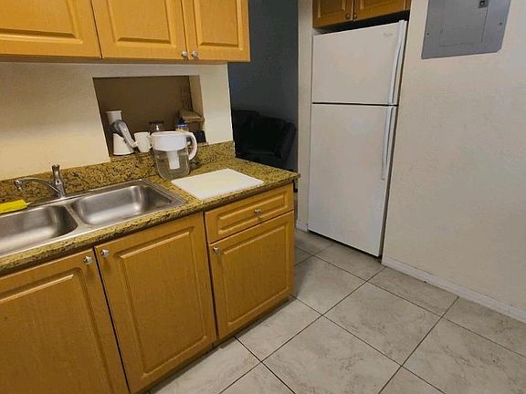 2nd image of 7701 SW 88th St