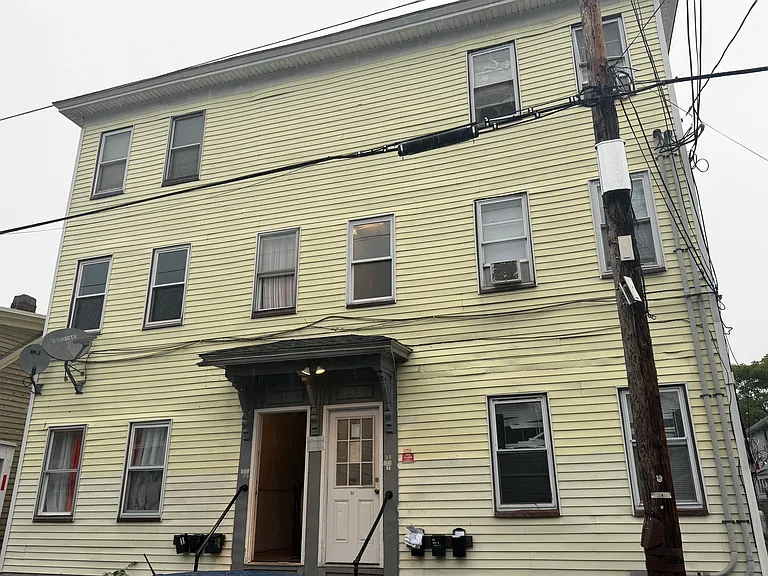 35 Fulton St #1 — Photo 1