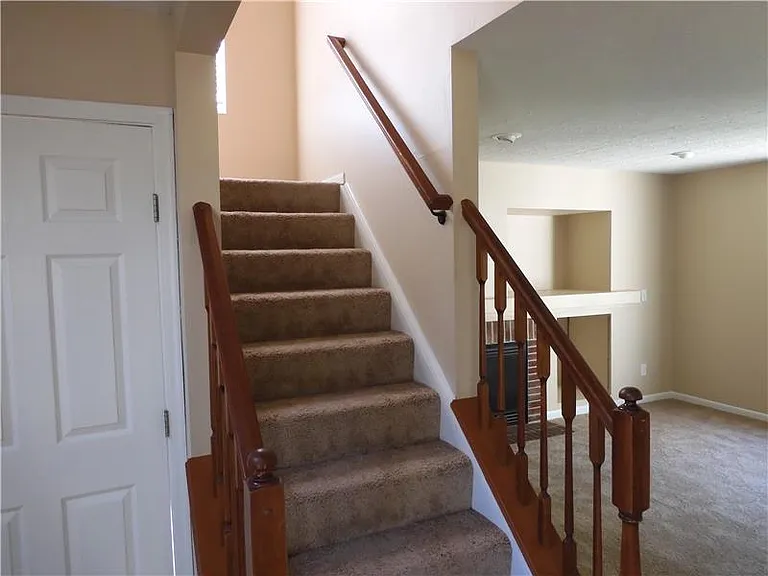 1681 Colonade Dr — Photo 5