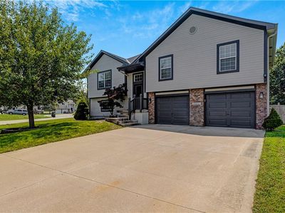 18611 E 9th Ter N, Independence, MO, 64056