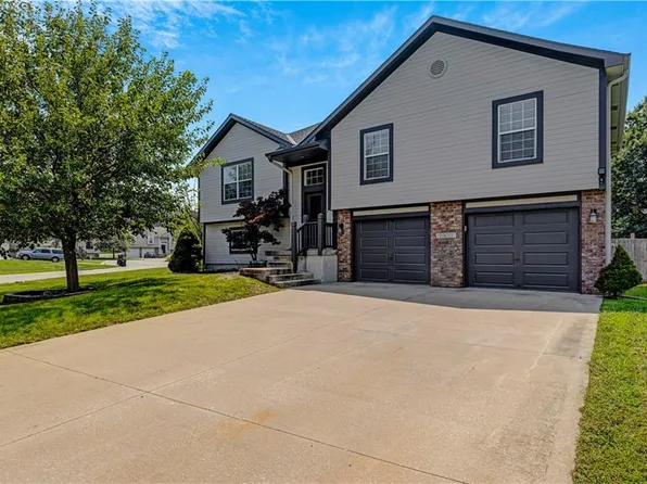 18611 E 9th Ter N, Independence, MO 64056