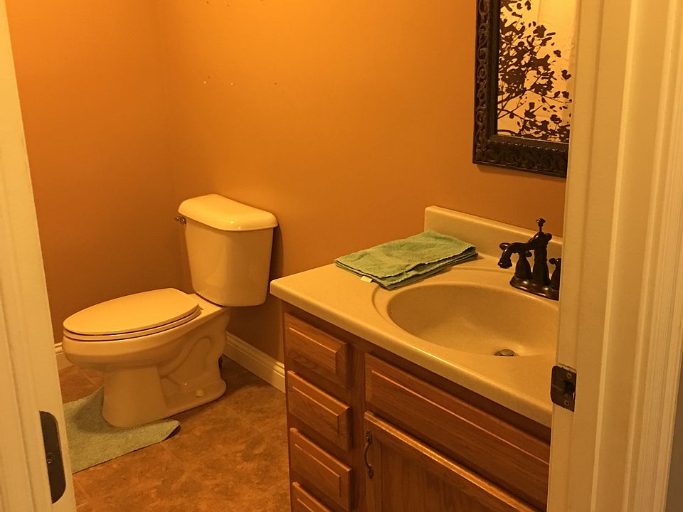 1st image of 300 Jewell Ct