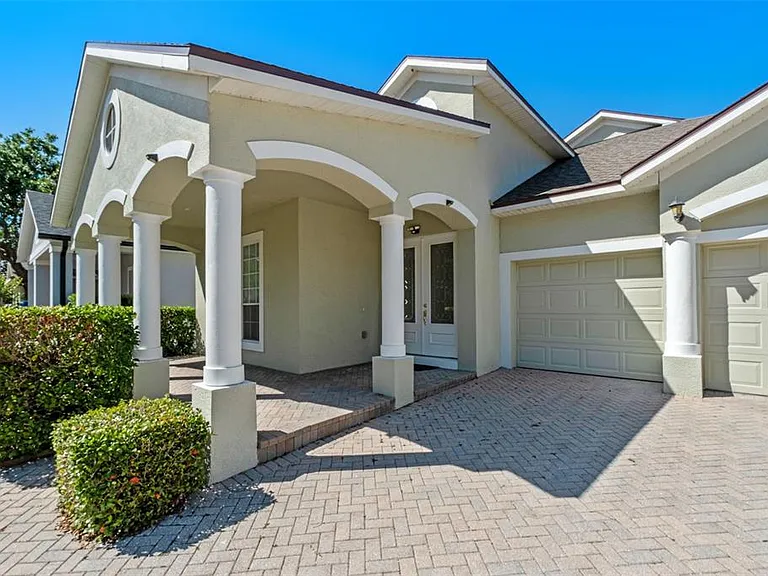 13121 Zori Ln — Photo 3