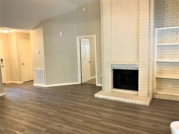 4th image of 22523 Hollybranch Dr