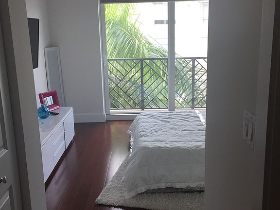 wood floors in both bedrooms