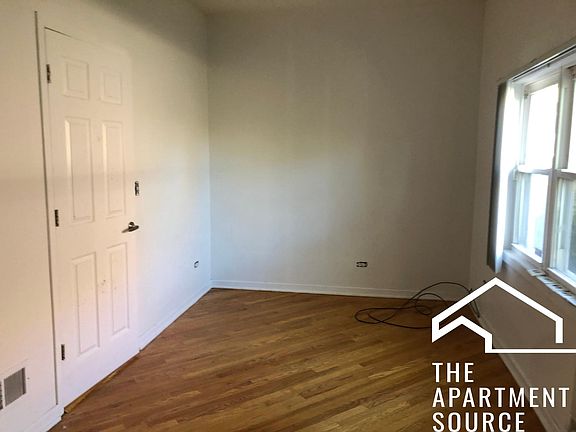 5th image of 5946 W Giddings St #2