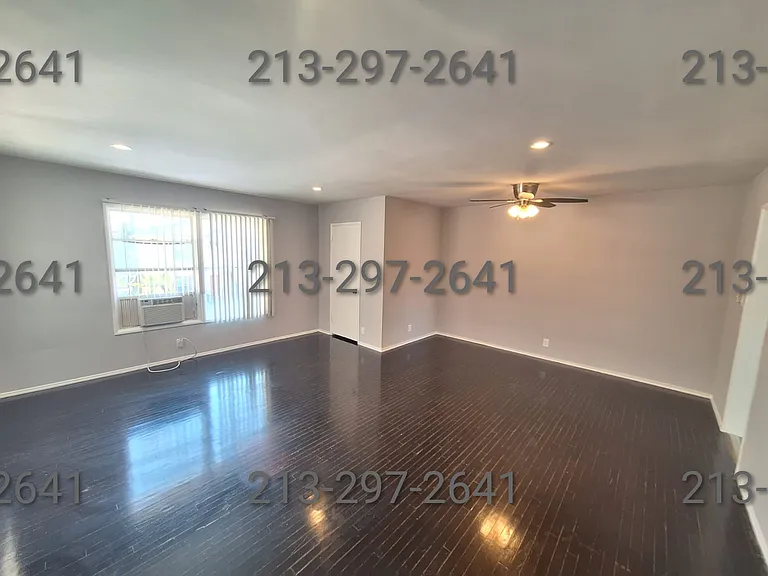 14355 Burbank Blvd #16 — Photo 2