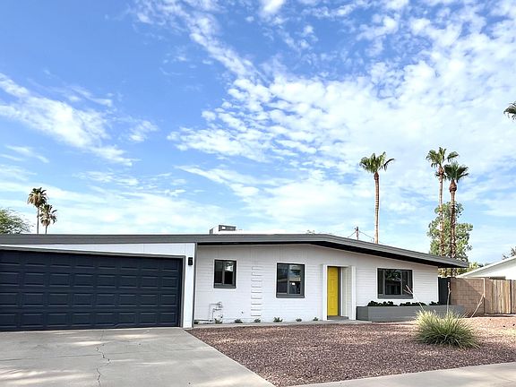 2nd image of 3815 E SHAW BUTTE Drive