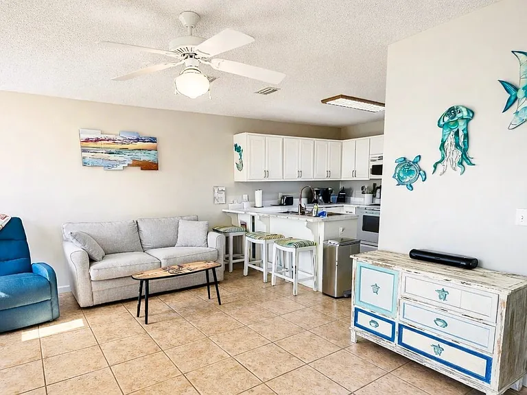 8436 Gulf Blvd #123 — Photo 9