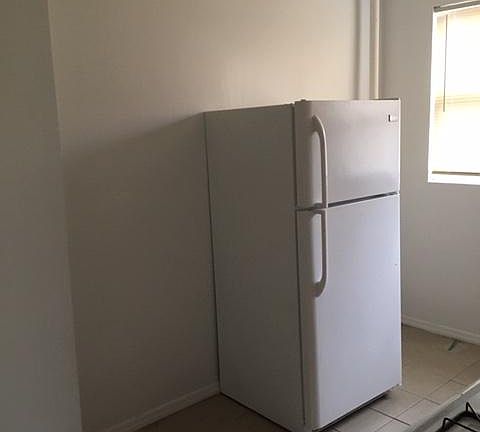 2nd image of 10 Morningside Ave APT 2F