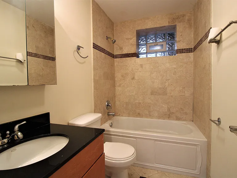 4321-23 N Tripp Ave — Photo 14
