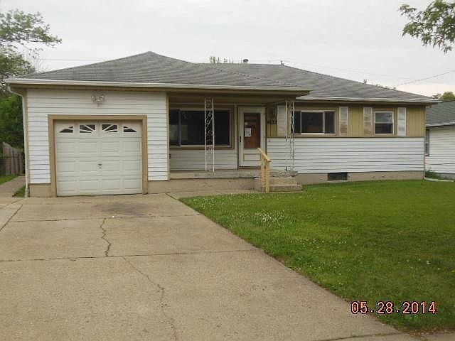 1st image of 4632 Christopher Ave