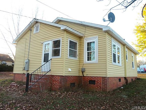 4th image of 1008 Carolina St