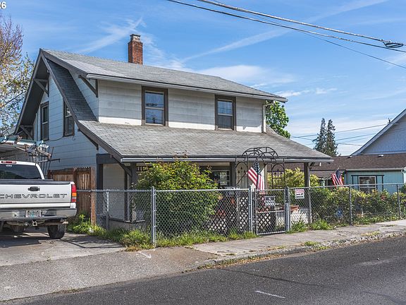 4th image of 1111 E 9th St