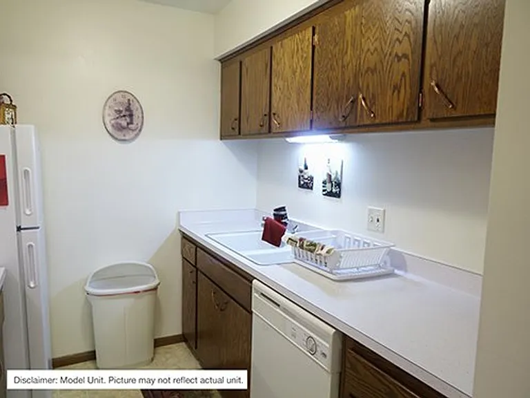 1420 N Wisconsin St — Photo 22