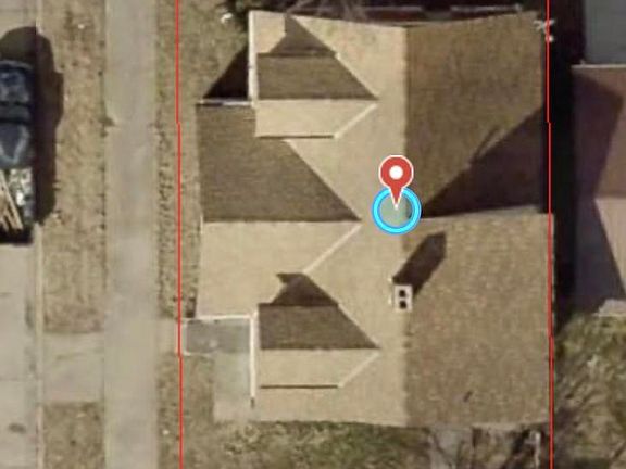 2nd image of 631 S 11th St