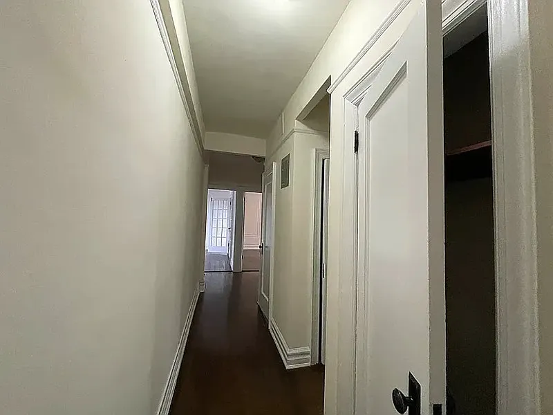 2 bed, 1.0 bath, $1,770 — Photo 3