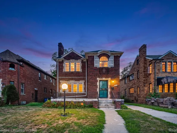 17511 Indiana St, Detroit, MI 48221