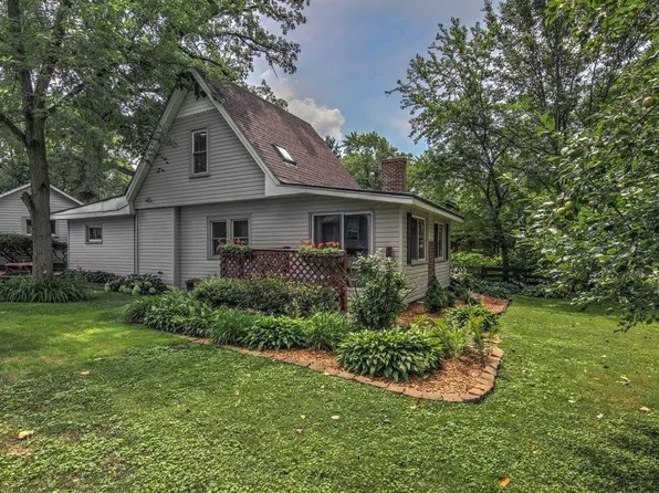 13907 Lauerman St, Cedar Lake, IN 46303