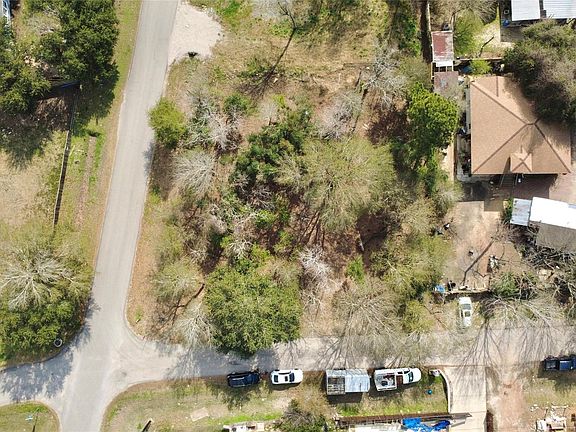 2nd image of 0 Teakwood Ave