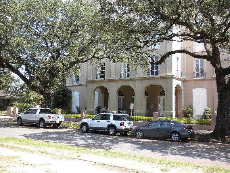 1st image of 2434 Saint Charles Ave APT 503