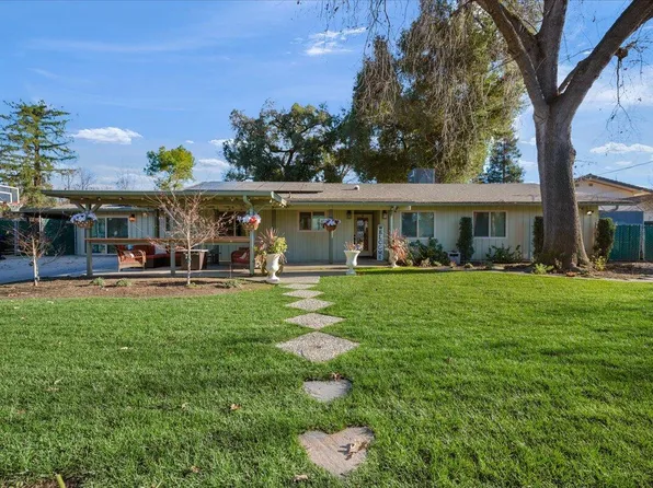 270 Trout Lake Drive, Sanger, CA 93657