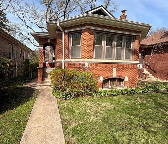 11634 S Hale Ave — Photo 1