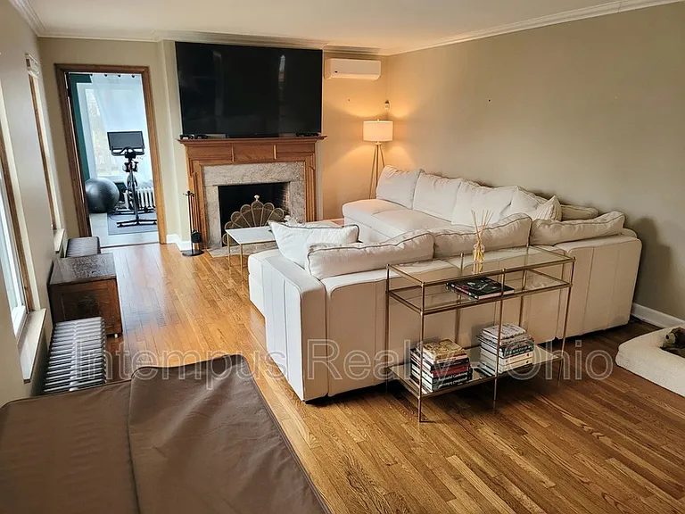 3128 Ellis Pl — Photo 3