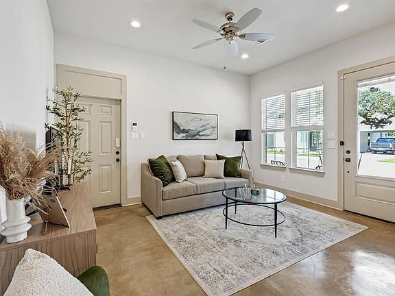 5th image of 33455 Buckshot Ln #104