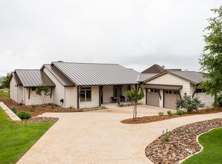 4035 Comanche Trace Dr, Kerrville, TX 78028