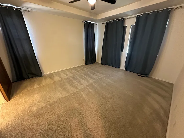 7226 Rim Bluff Ln — Photo 20