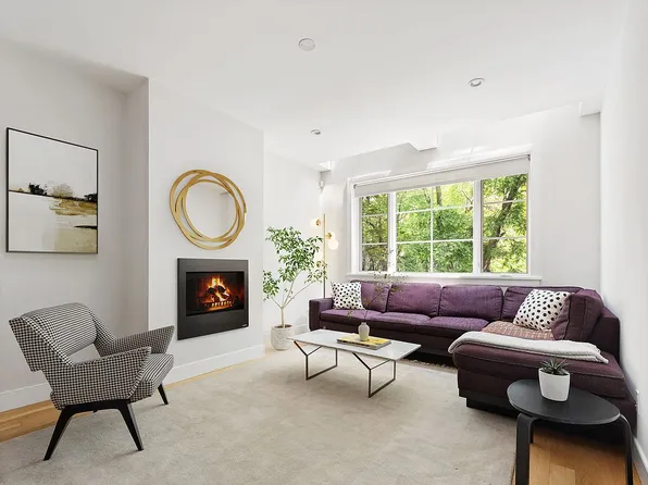 55 Havemeyer St Unit Townhouse, Brooklyn, NY 11211